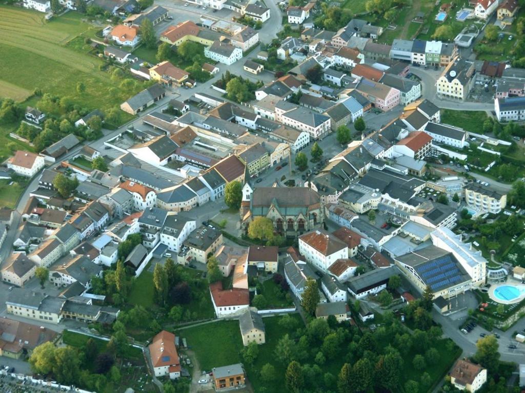 Ferienwohnungen Veit Aigen im Muehlkreis Luaran gambar